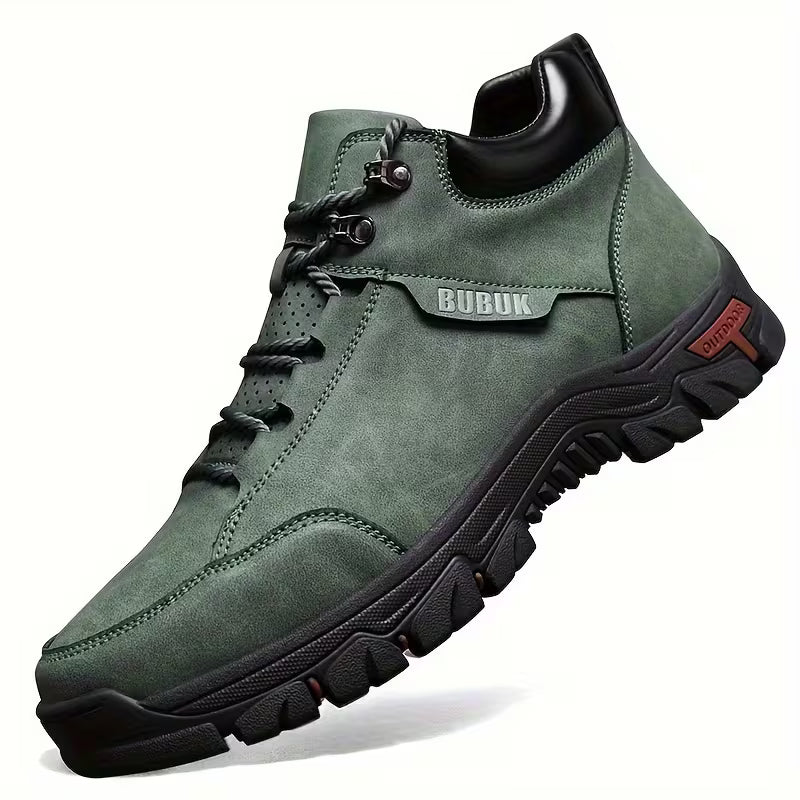 Botín de exterior de caña corta en cuero natural con suela antideslizante y ajuste por cordones